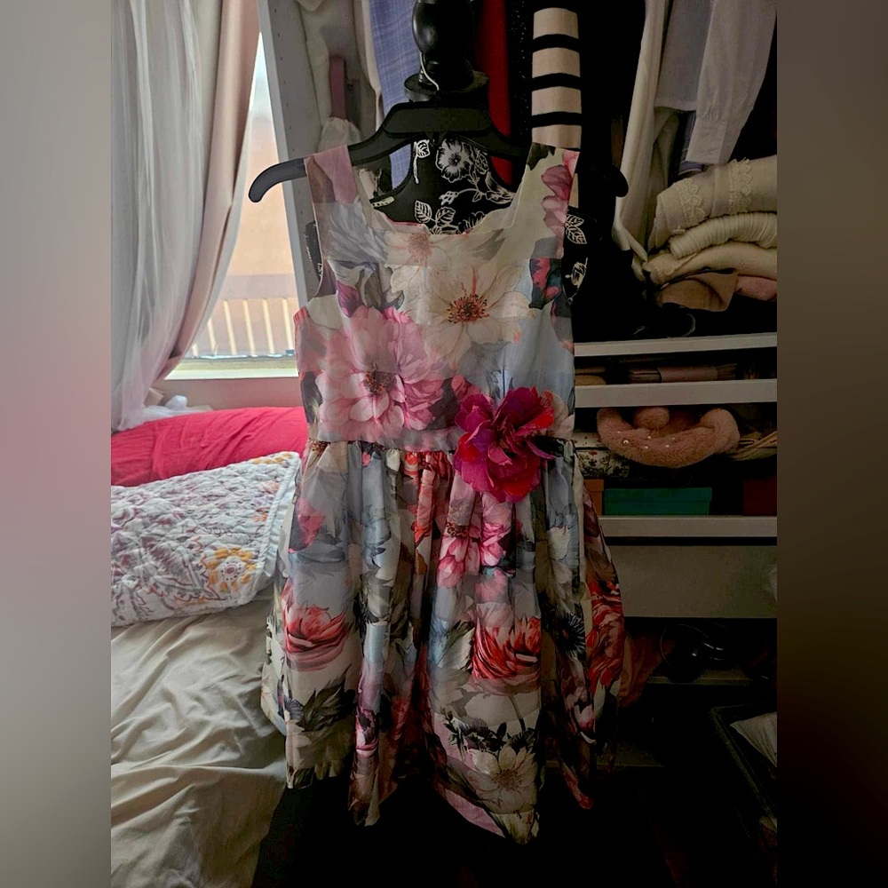 Pippa and Julie dress. Floral dress